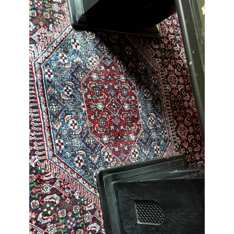 Large Hand Woven Wool Rug aprox 9x12