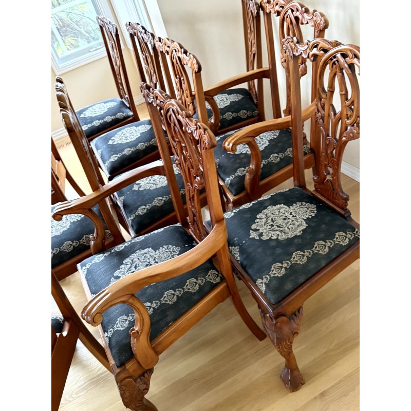Set of 10 Solid Wood Carved Dining Chairs / Set Chippendale Style