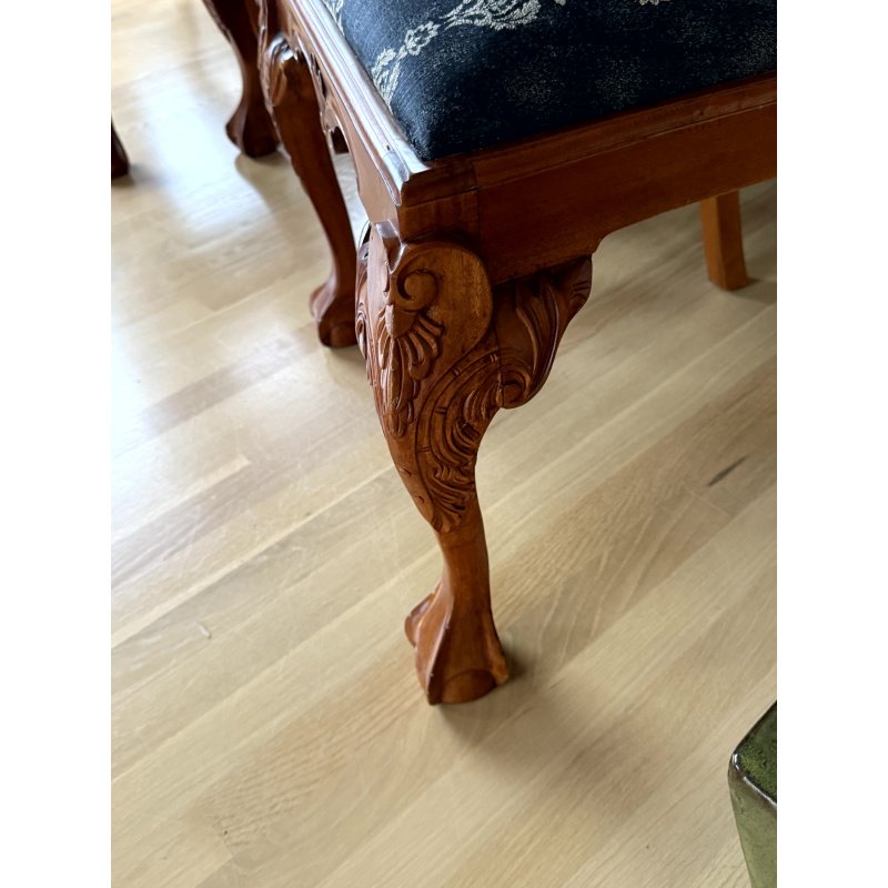 Set of 10 Solid Wood Carved Dining Chairs / Set Chippendale Style