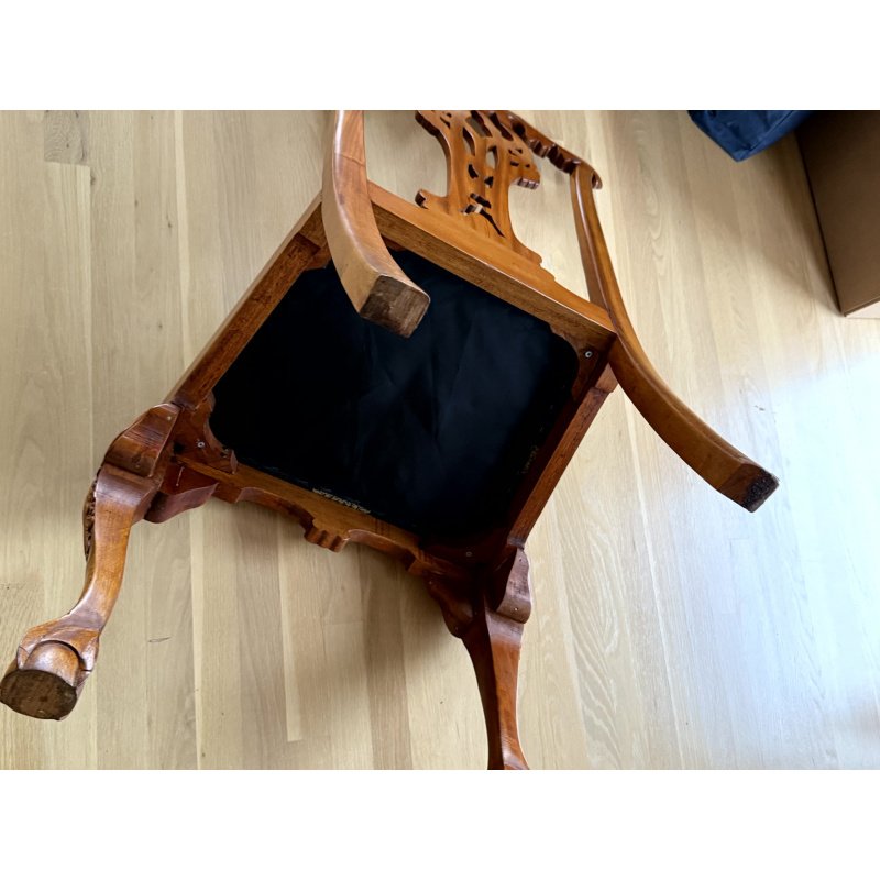 Set of 10 Solid Wood Carved Dining Chairs / Set Chippendale Style