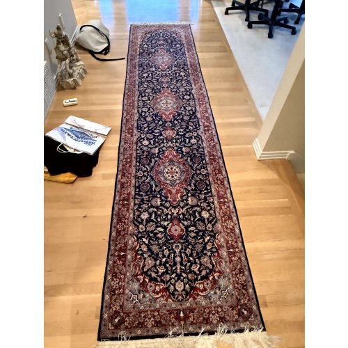 Hand Knotted Wool Runner Rug approx 32"x141"