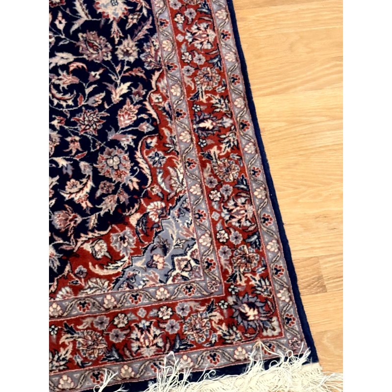 Hand Knotted Wool Runner Rug approx 32"x141"