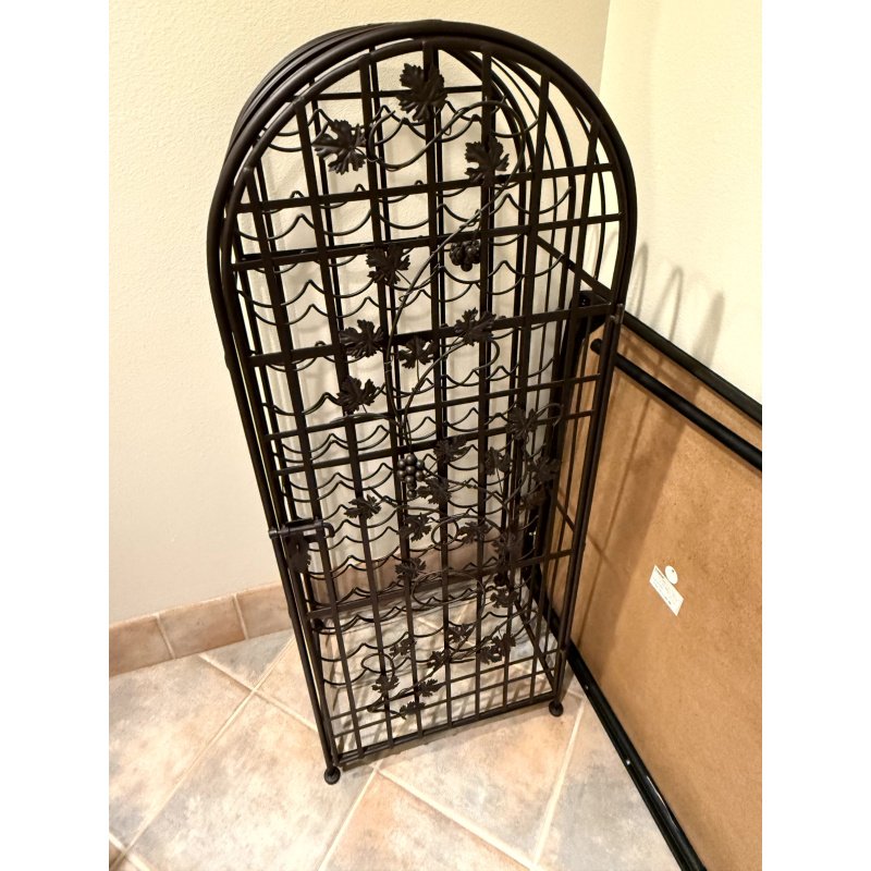 Metal Decorative Wine Rack Shelf