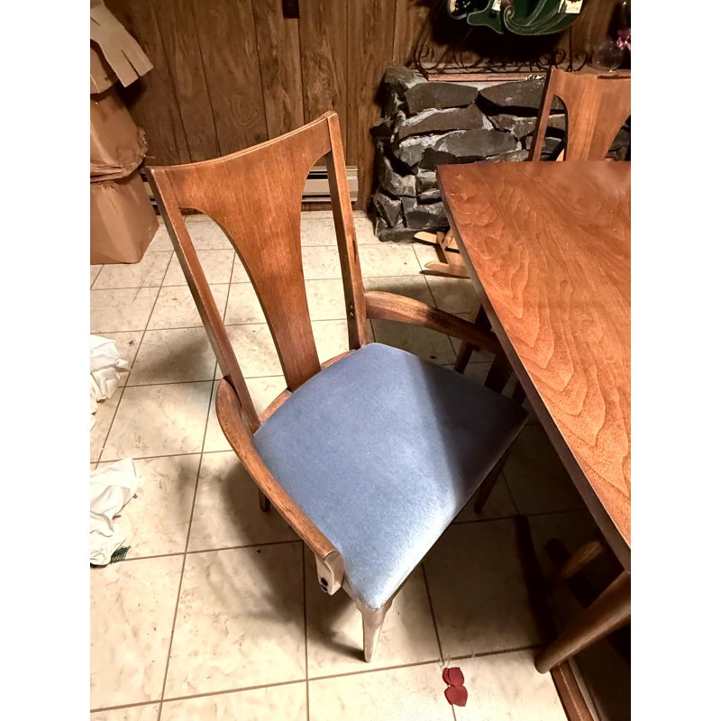 Broyhill Saga MCM Dining Table and Chairs with Leaf