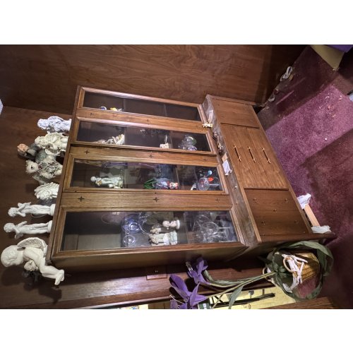 Broyhill Saga MCM 2 Piece Hutch