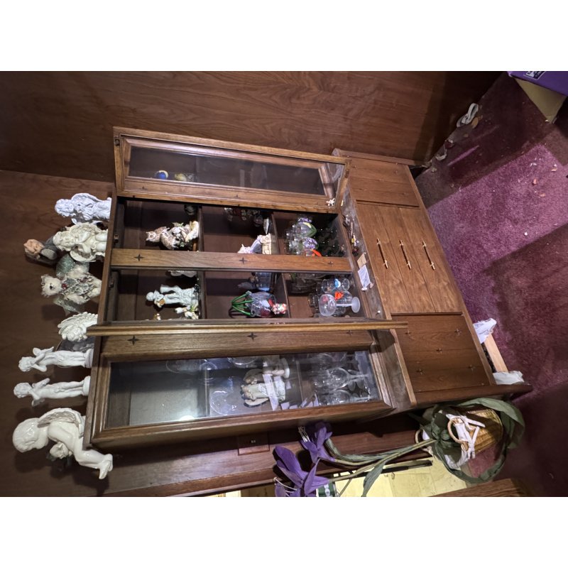 Broyhill Saga MCM 2 Piece Hutch