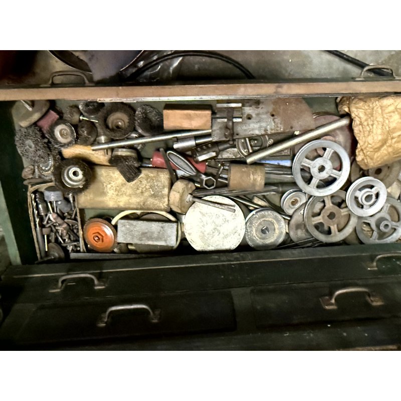 South Bend 415 9" Workshop Lathe Model C with extensive tooling
