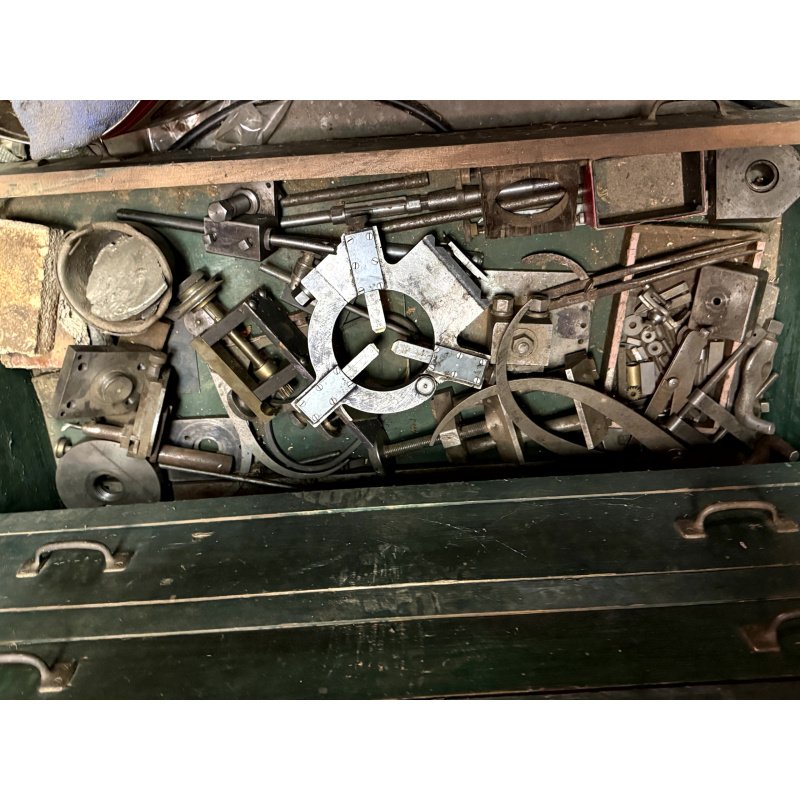 South Bend 415 9" Workshop Lathe Model C with extensive tooling