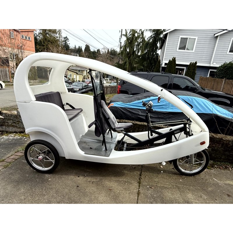 Electric Rickshaw Pedicab Velo Taxi, 1000W Motor, 3 Wheels, City Cruiser Passenger Taxi