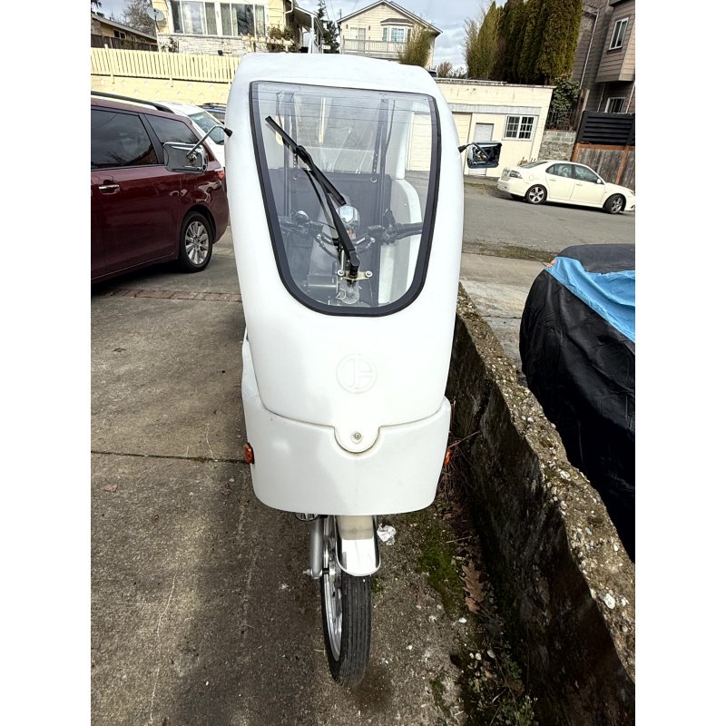 Electric Rickshaw Pedicab Velo Taxi, 1000W Motor, 3 Wheels, City Cruiser Passenger Taxi